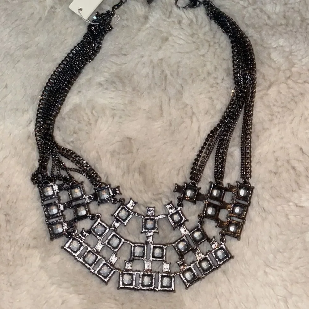 Kenneth Cole Statement Necklace!